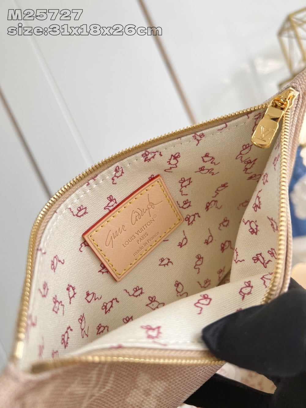 Dragons Bags ln Luxury Bag --97360