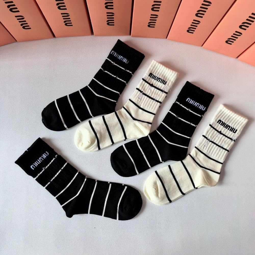 Dragons Bags Premium Luxury Socks --98029