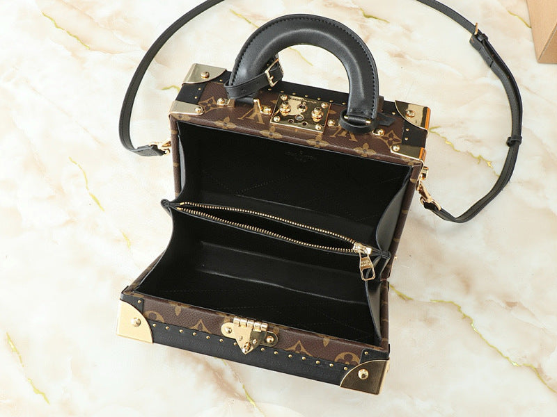 Dragons Bags ln Luxury Bag --81532