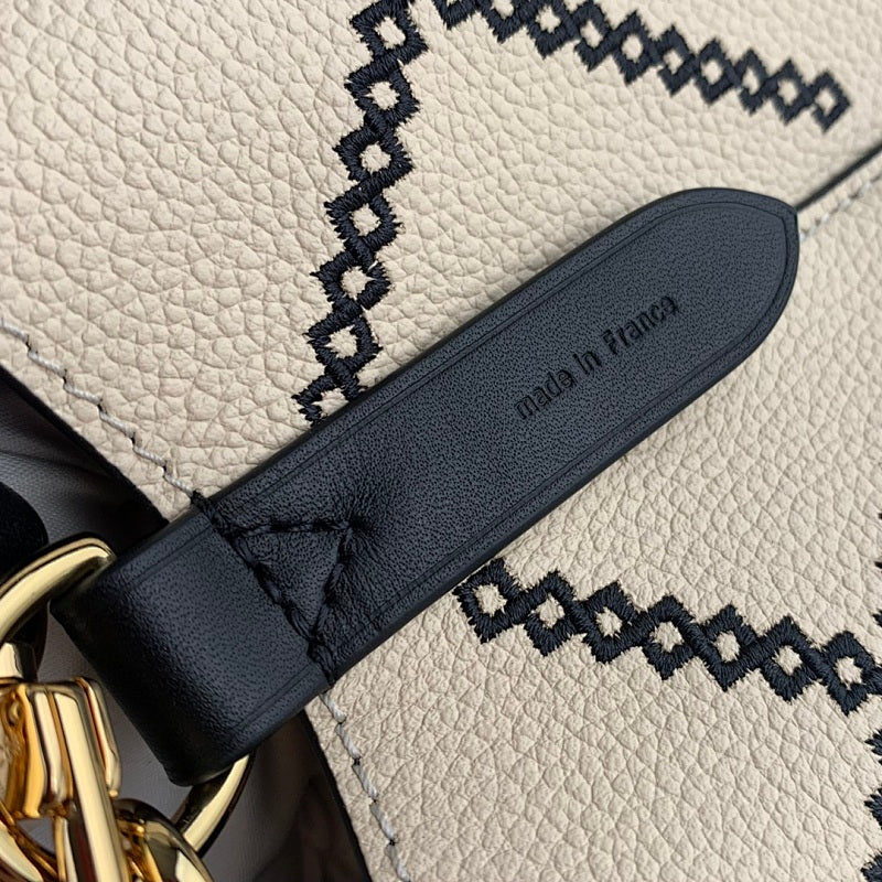 Dragons Bags ln Luxury Bag --55999