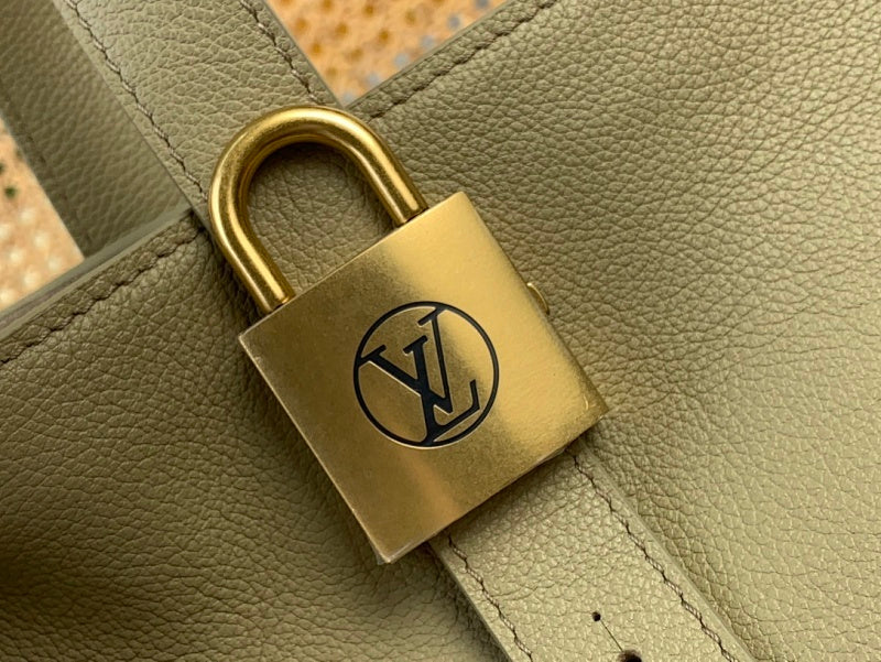Dragons Bags ln Luxury Bag --62467