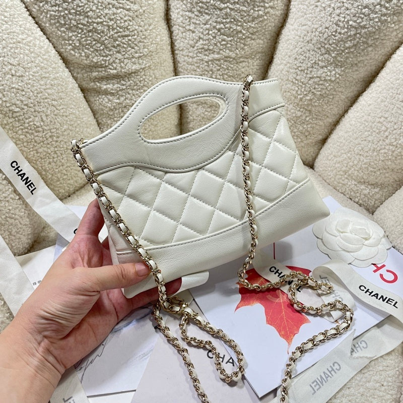 new-luxury-designer-bags-nm9370