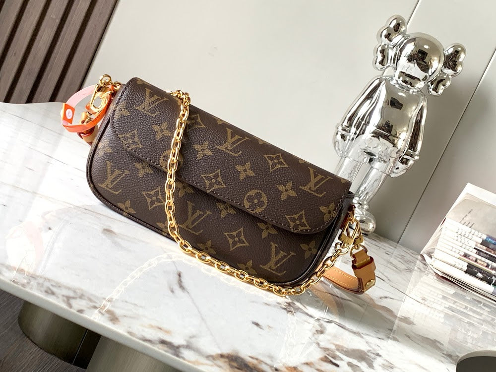 Dragons Bags ln Luxury Bag --96777