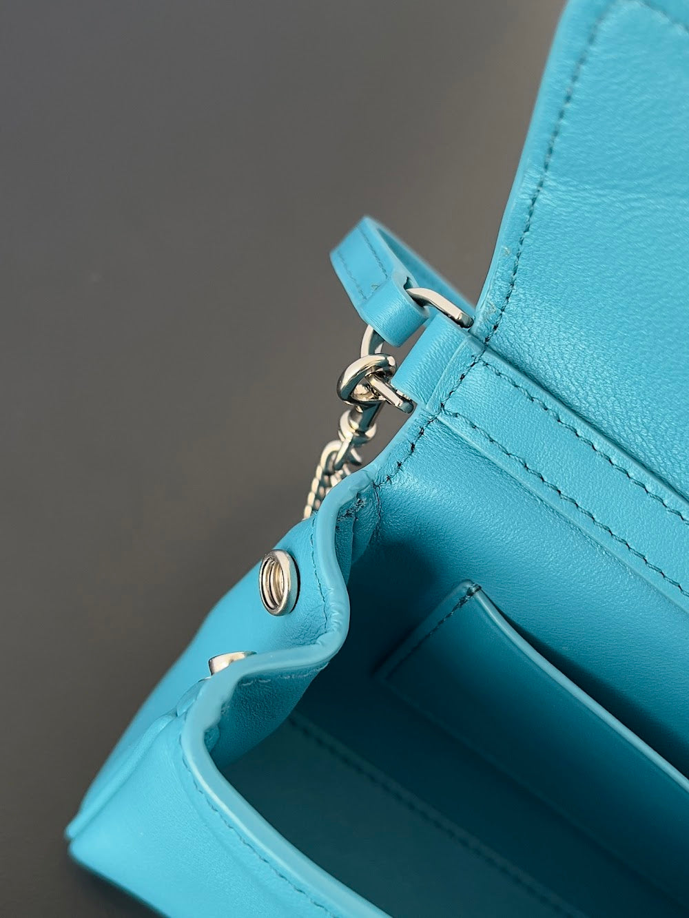 Dragons Bags Balenciaga Luxury Bag --111629