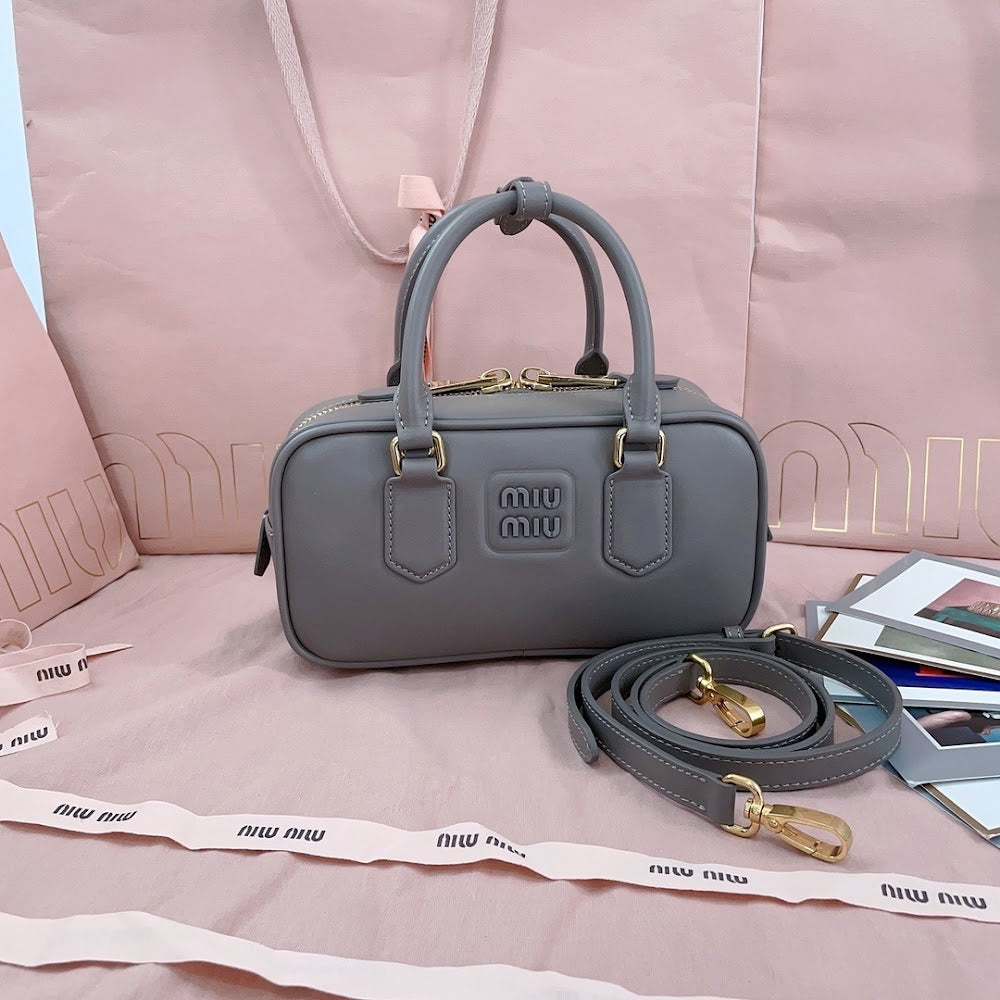 Dragons Bags Miun Miun Luxury Bag --122890