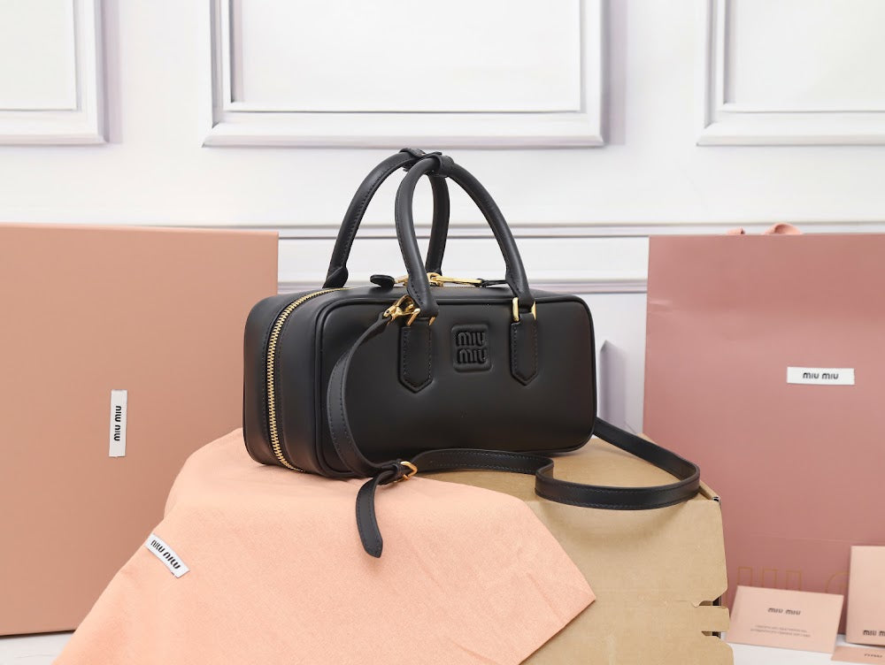 Dragons Bags Miun Miun Luxury Bag --123392