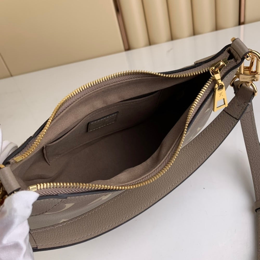 Dragons Bags ln Luxury Bag --60869