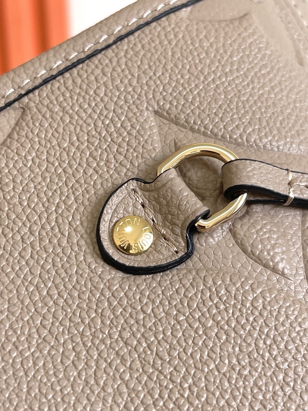 Dragons Bags ln Luxury Bag --81884