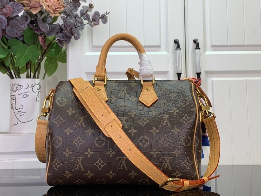 Dragons Bags ln Luxury Bag --97172