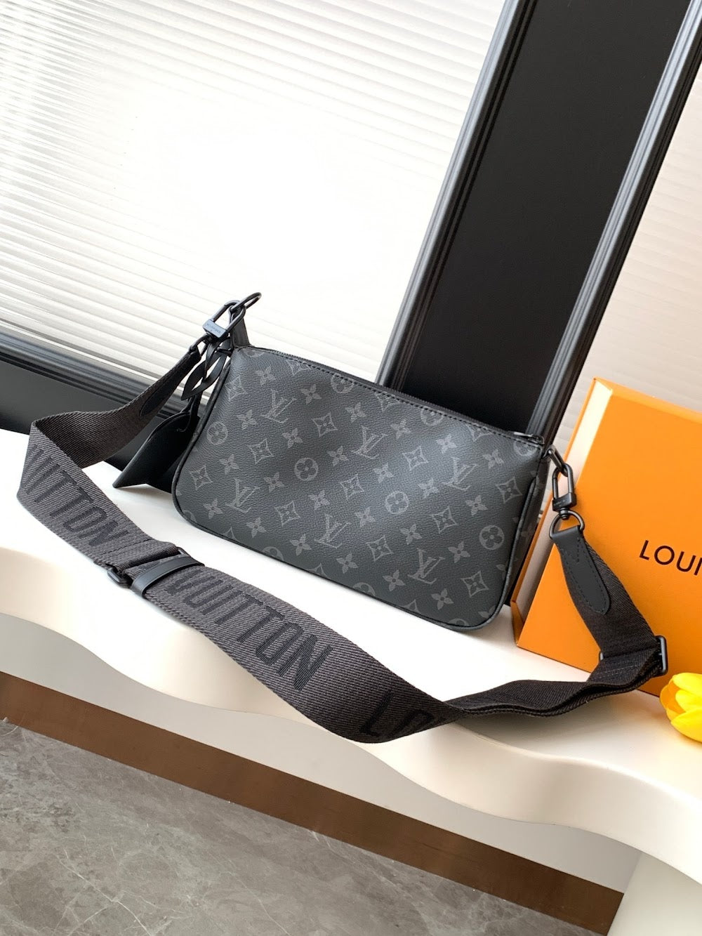 Dragons Bags ln Luxury Bag --71549