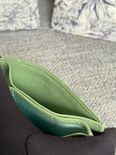new-luxury-designer-bags-nm7621