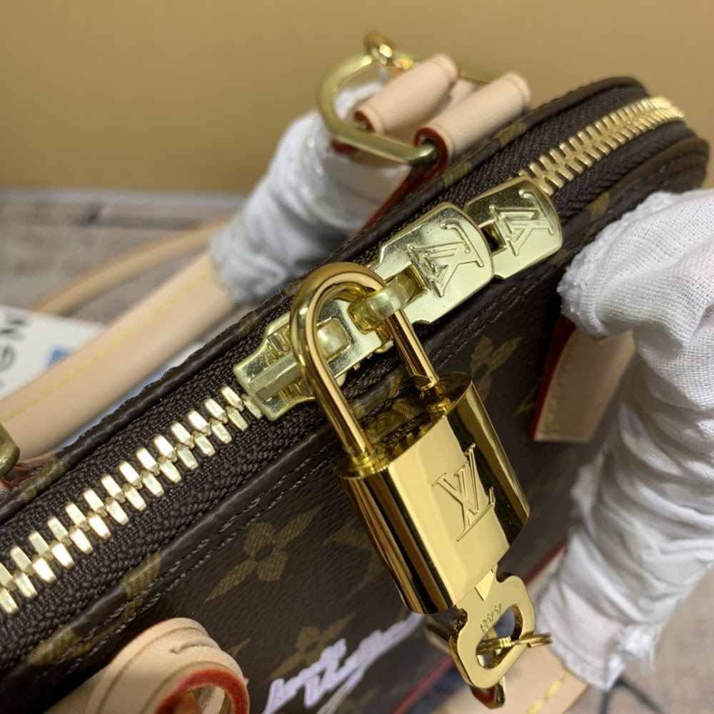 Dragons Bags ln Luxury Bag --59197