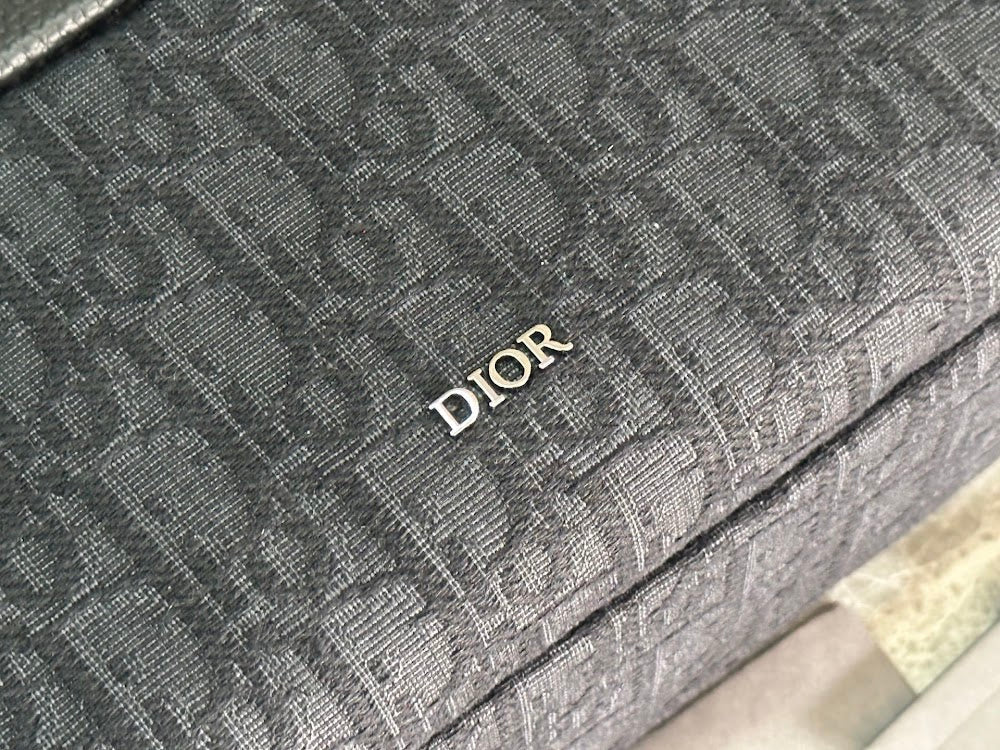 new-designer-premium-bags-nm16882