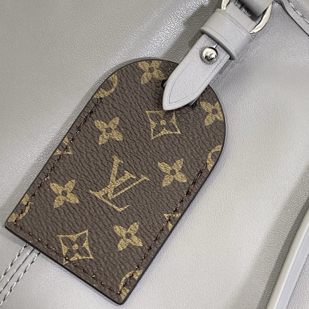 Dragons Bags ln Luxury Bag --81678
