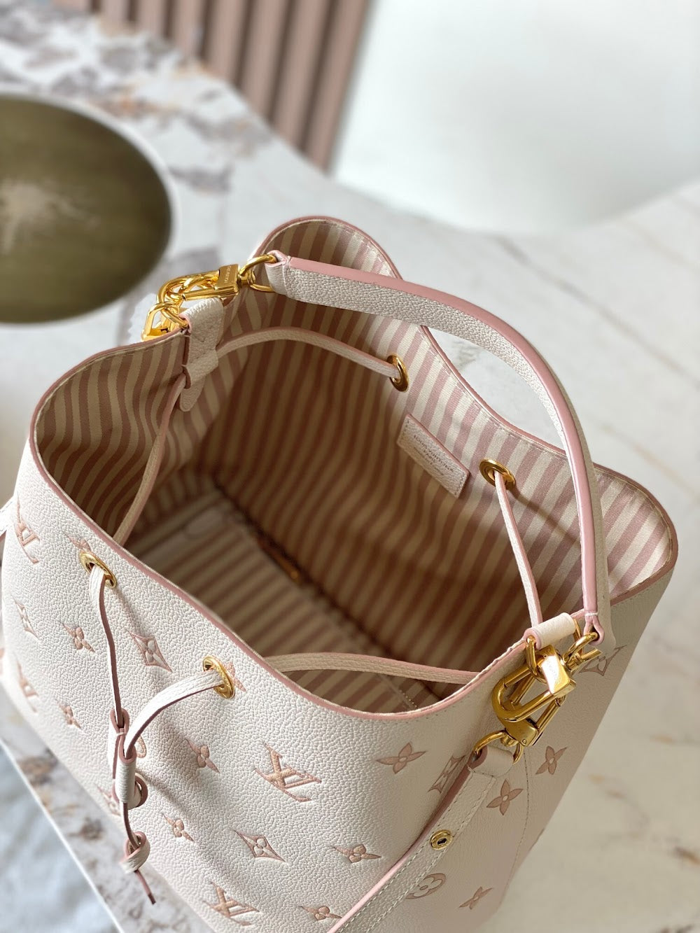 Dragons Bags ln Luxury Bag --97221