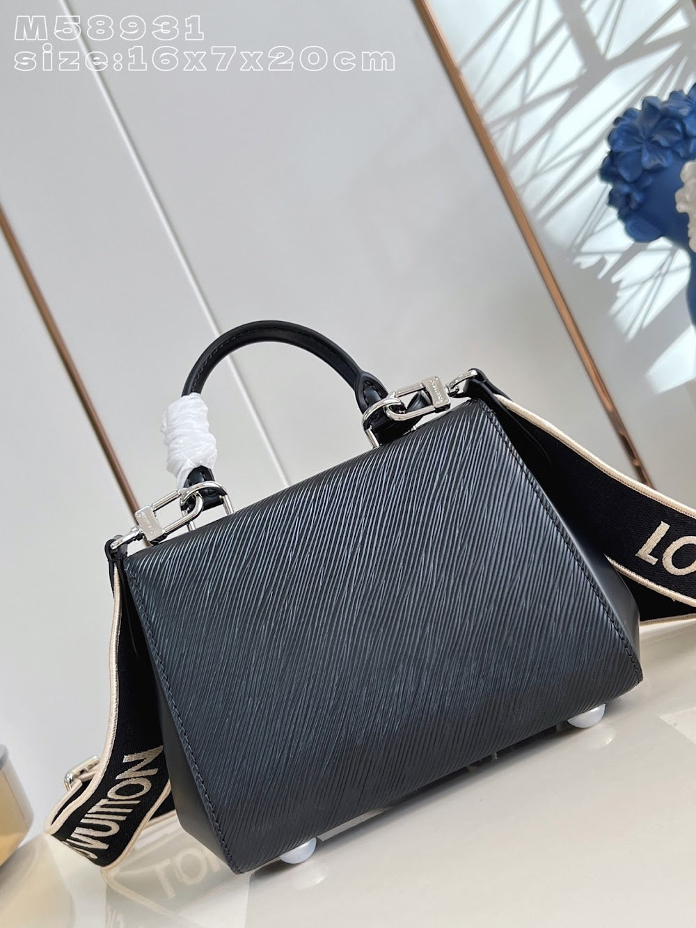 Dragons Bags ln Luxury Bag --95811