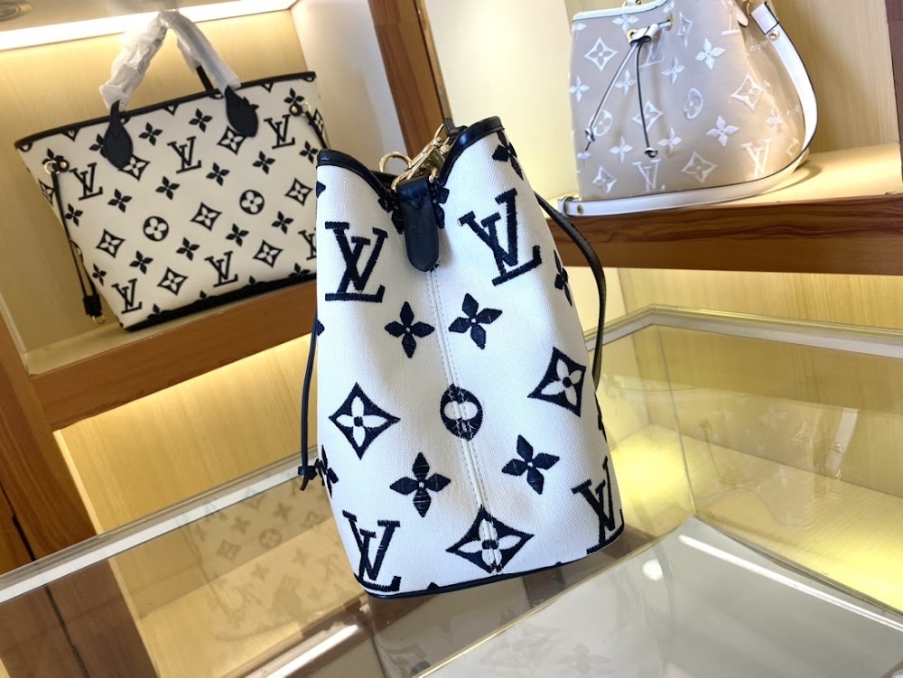 Dragons Bags LVn Luxury Bag --81236