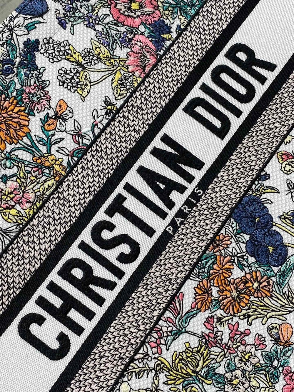 new-designer-premium-bags-nm16738