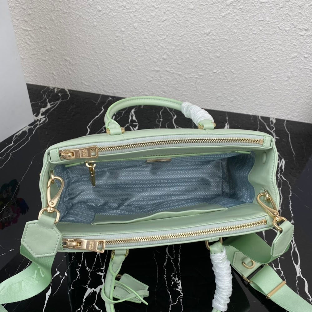 Jessica Bags pradn Luxury Bag --74700