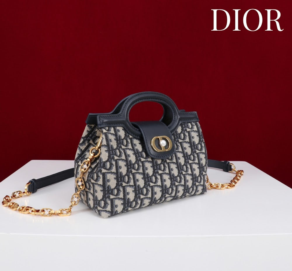 Dragons BagsDiorn Luxury Bag --114560