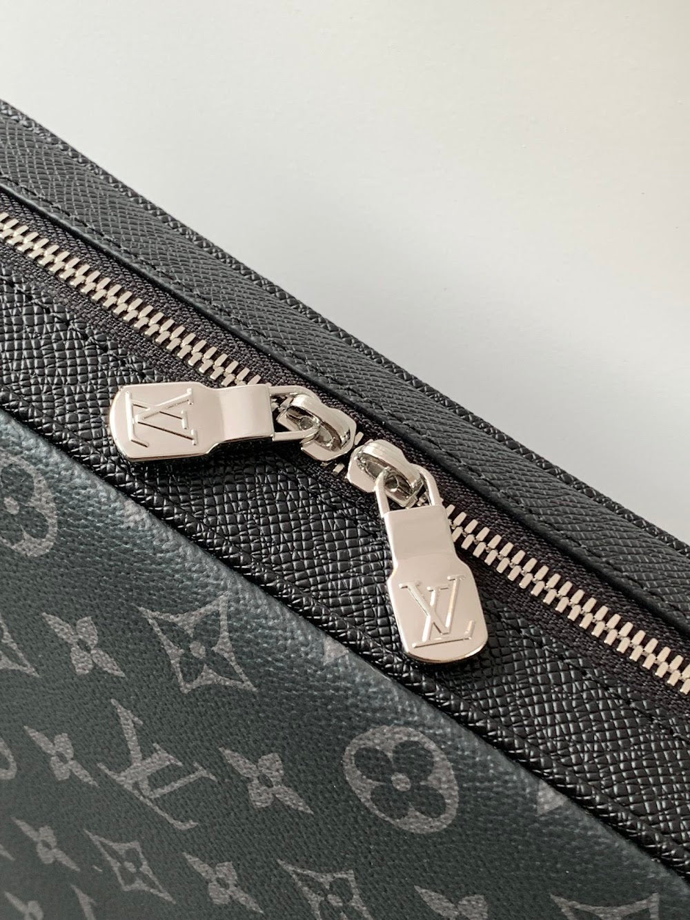 Dragons Bags ln Luxury Bag --70954