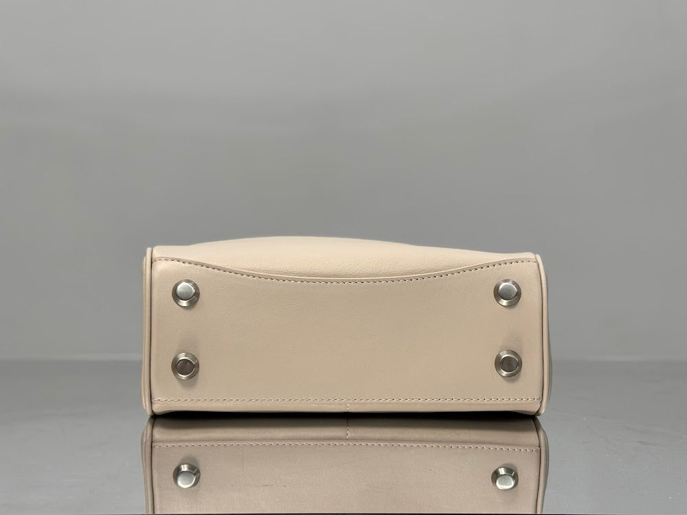 new-designer-premium-bags-nm10929