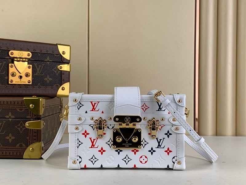 Dragons Bags ln Luxury Bag --61869