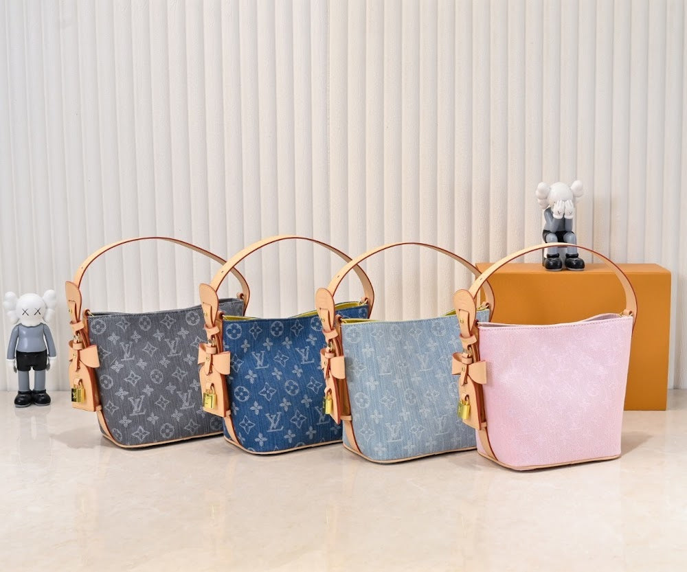 Dragons Bags ln Luxury Bag --76956