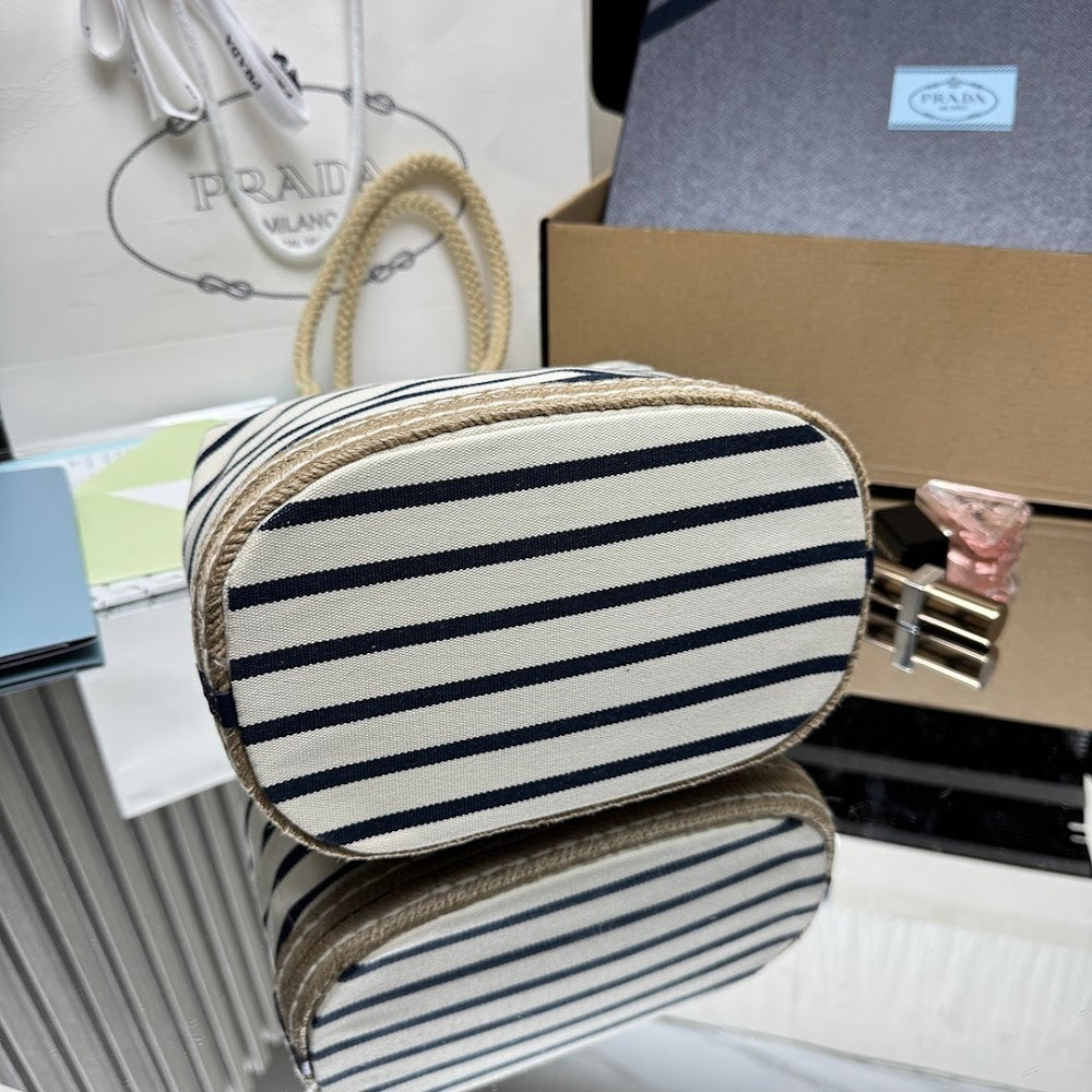 Dragons Bags Pradn Luxury Bag --102824