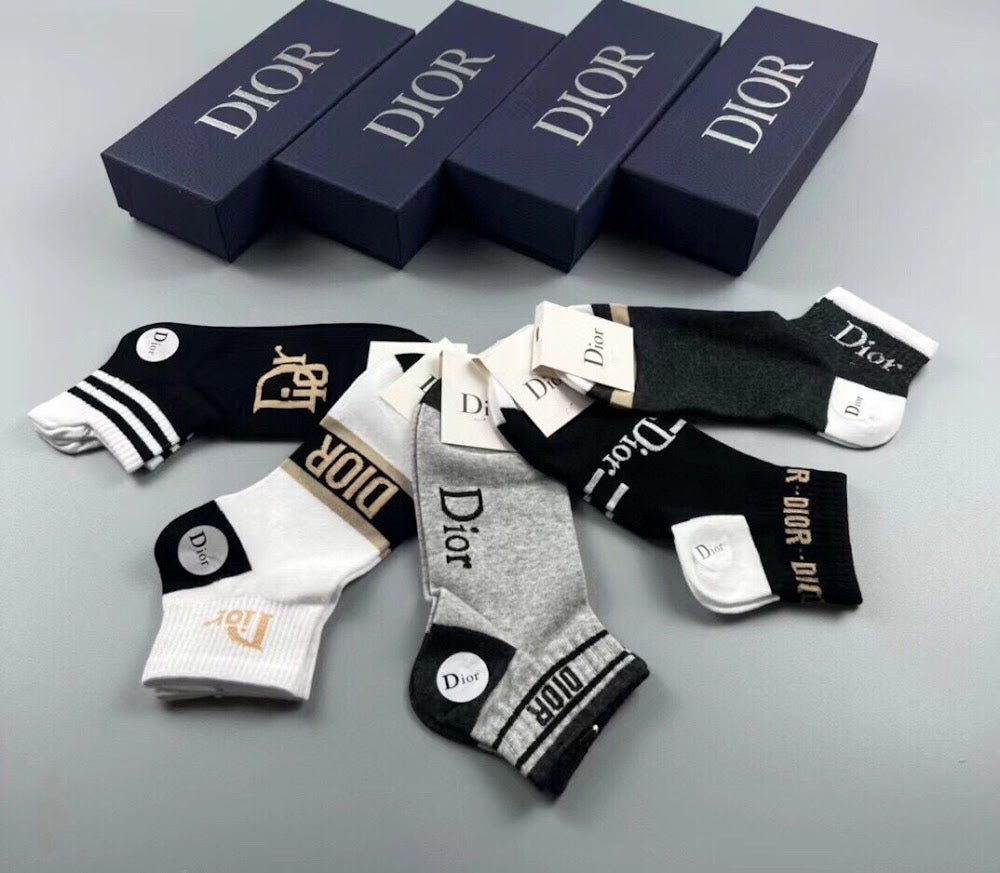 Dragons Bags Premium Luxury Socks --97837
