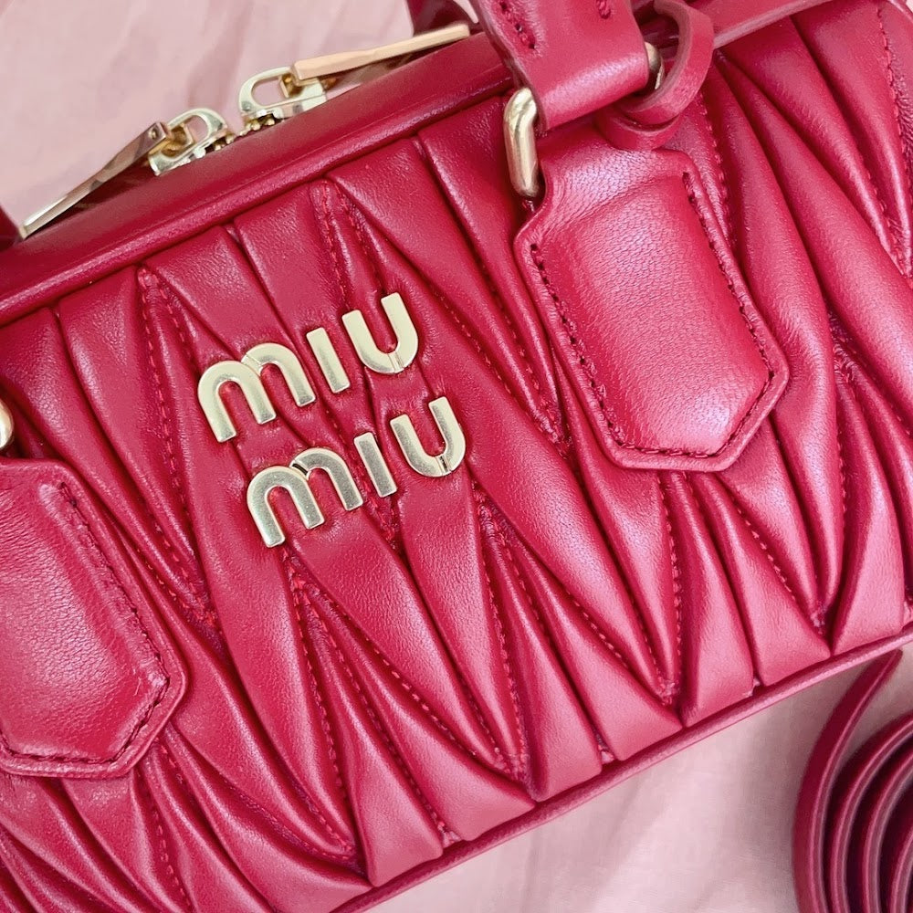 Dragons Bags Miun Miun Luxury Bag --122479