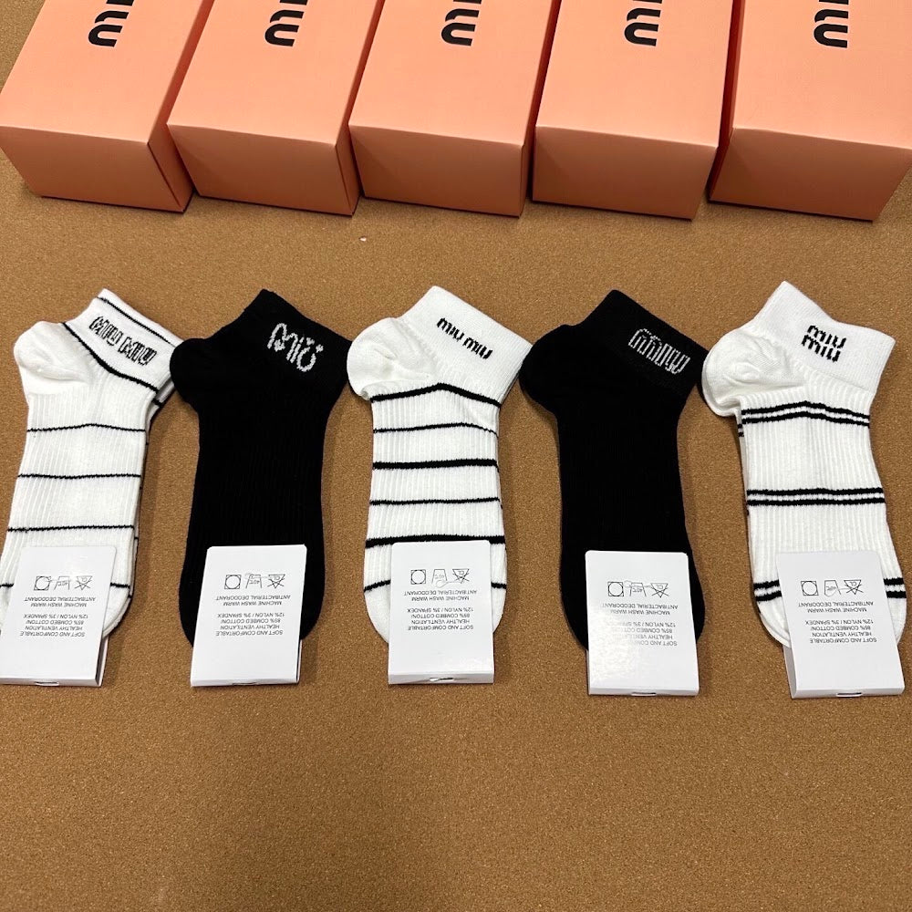 Dragons Bags Premium Luxury Socks --98450