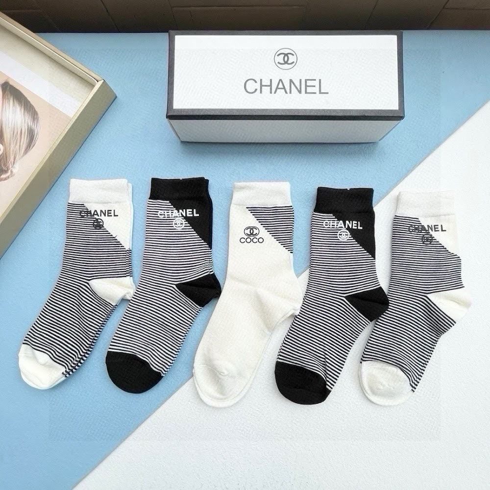 Dragons Bags Premium Luxury Socks --98737