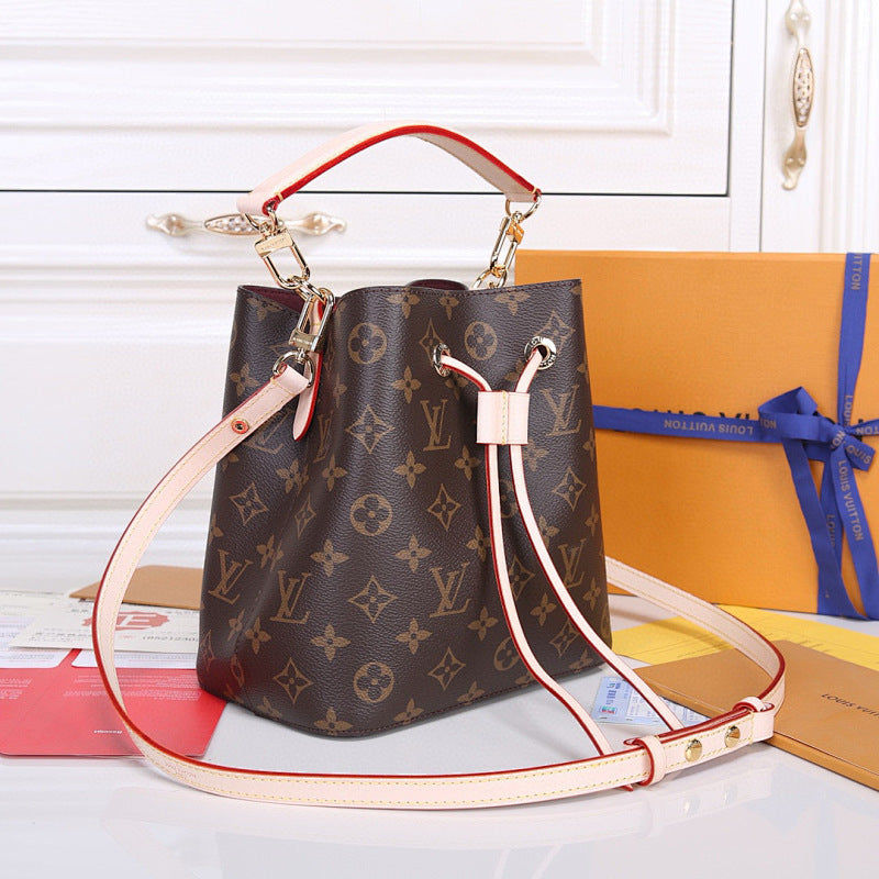 Dragons Bags ln Luxury Bag --81470