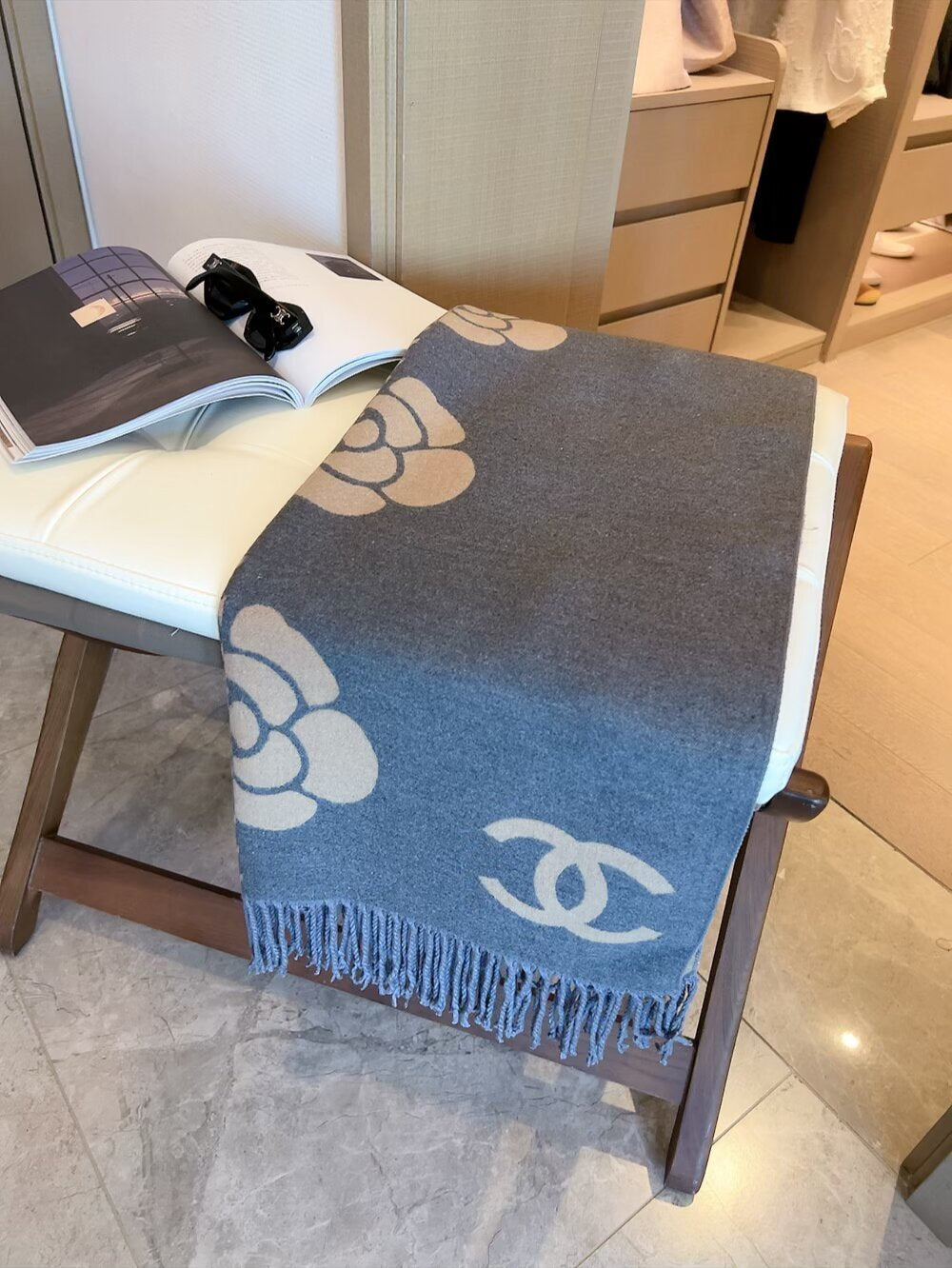 Dragons Bags Premium Designer Scarf --99401