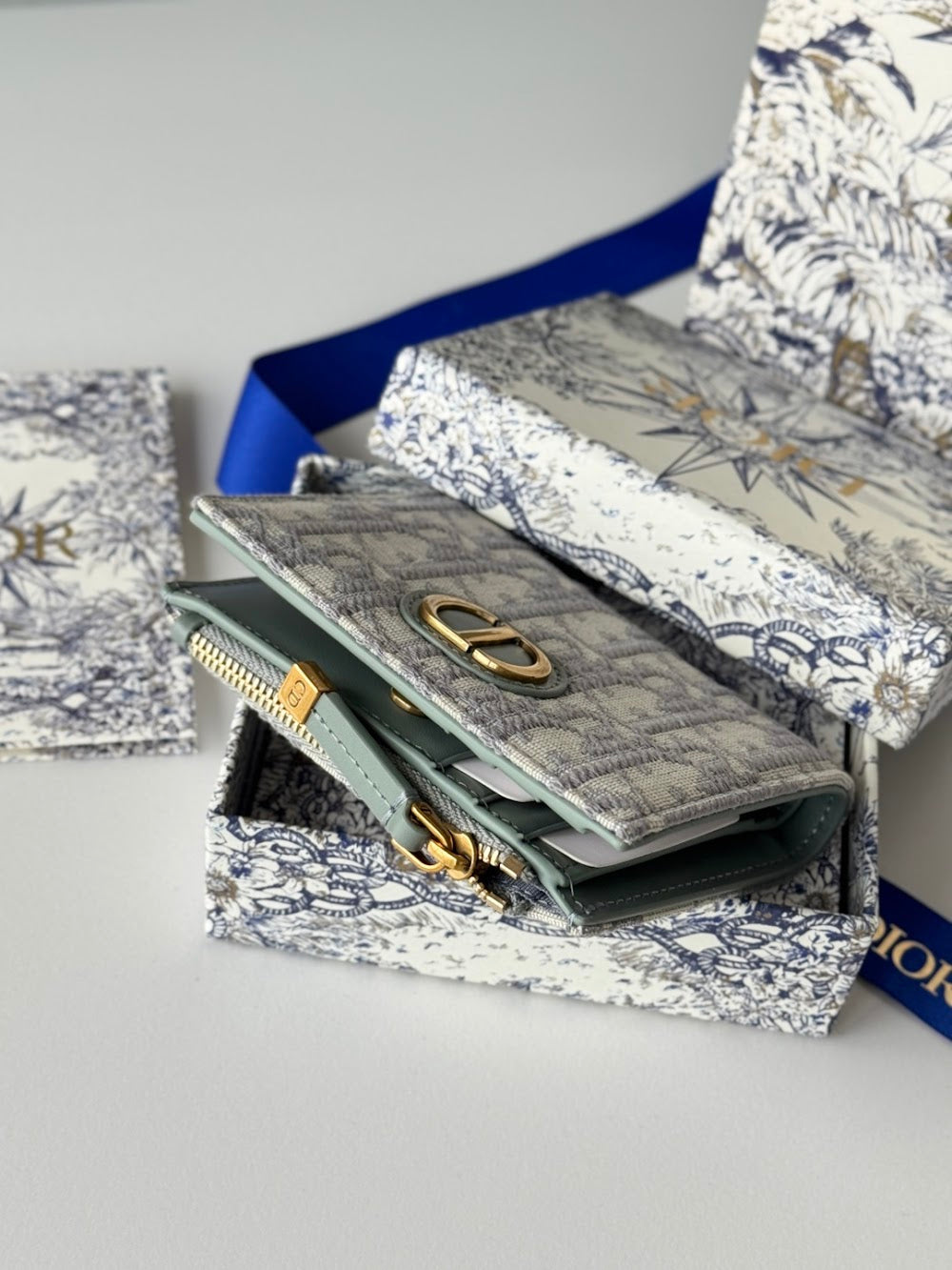 Dragons BagsDiorn Luxury Bag --115035