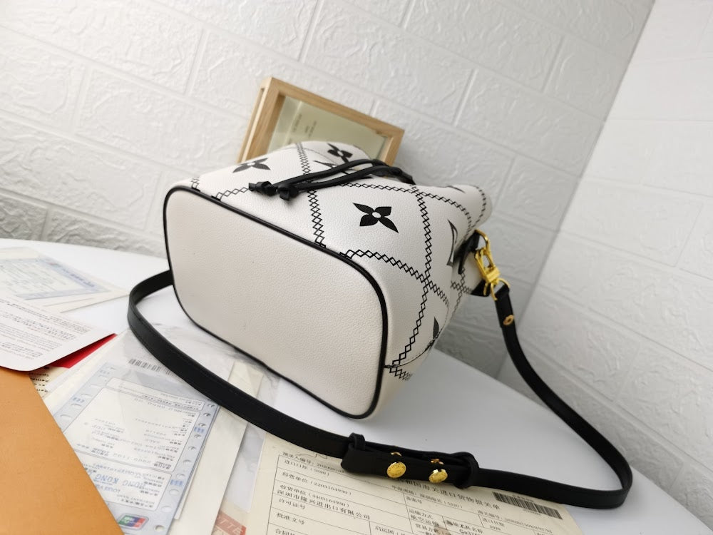 Dragons Bags ln Luxury Bag --78277