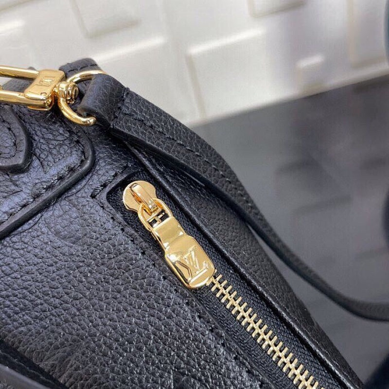 Dragons Bags ln Luxury Bag --66301