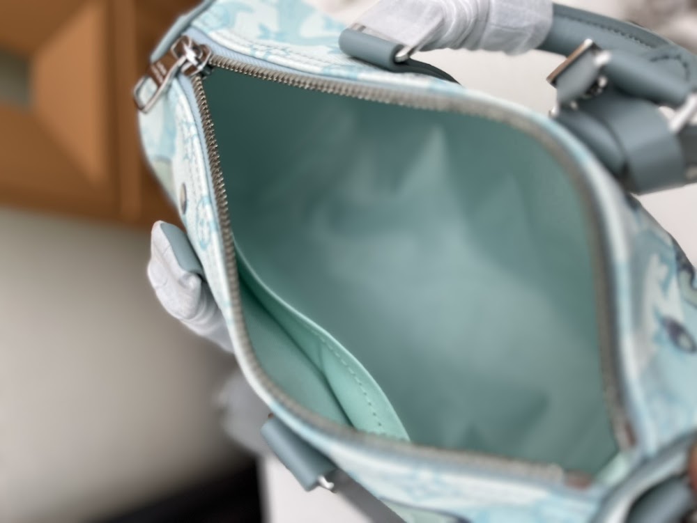 Dragons Bags ln Luxury Bag --70313