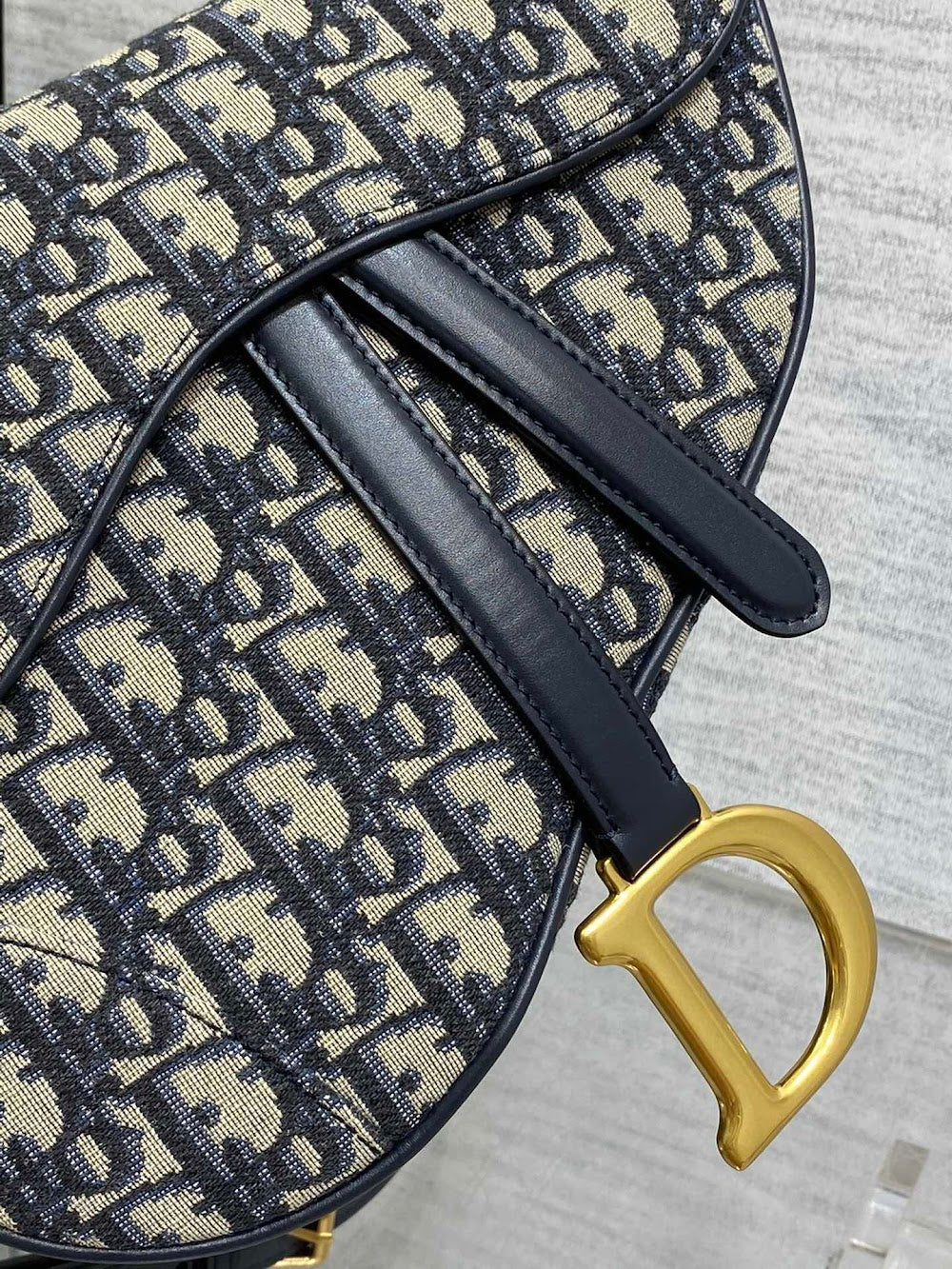 Dragons BagsDiorn Luxury Bag --115015
