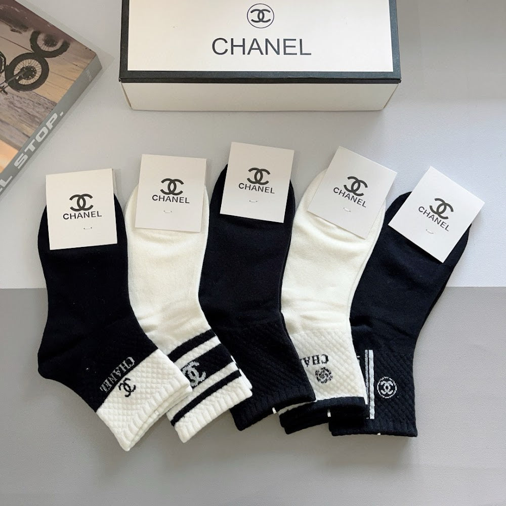 Dragons Bags Premium Luxury Socks --98121