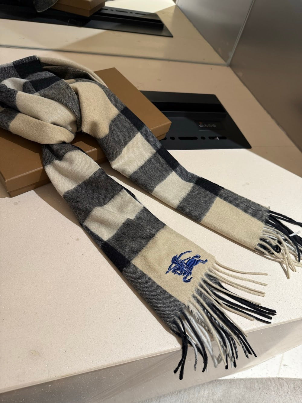 Dragons Bags Premium Designer Scarf --99179