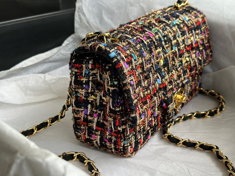 Dragons Bags Detail