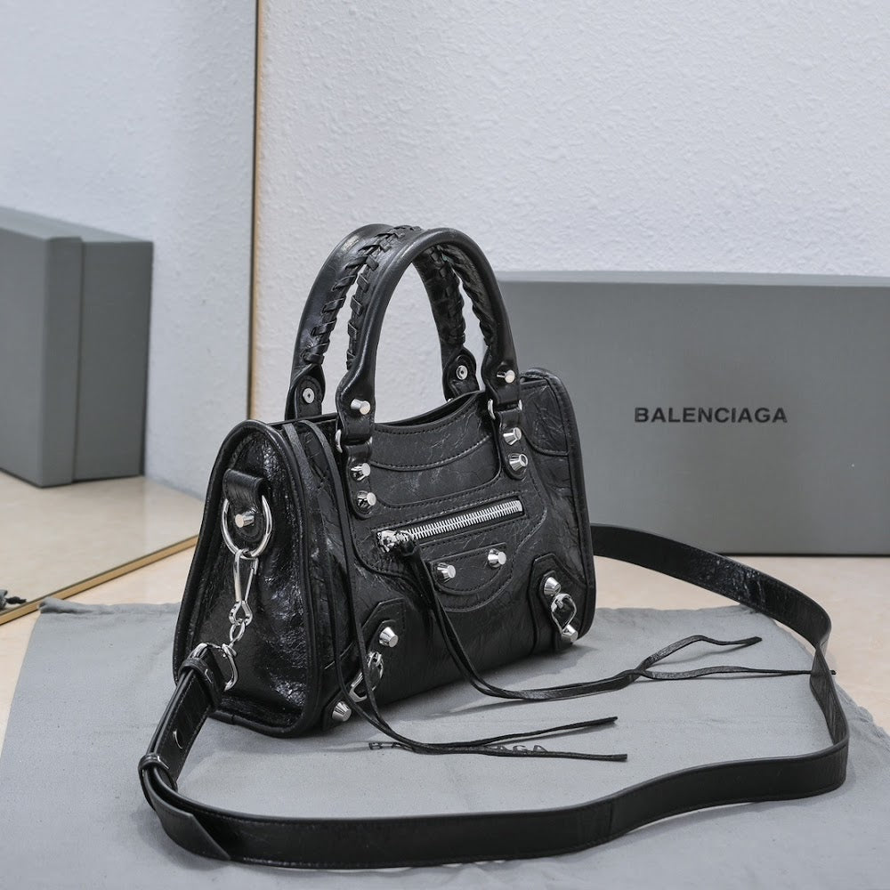 Dragons Bags Balenciaga Luxury Bag --111884