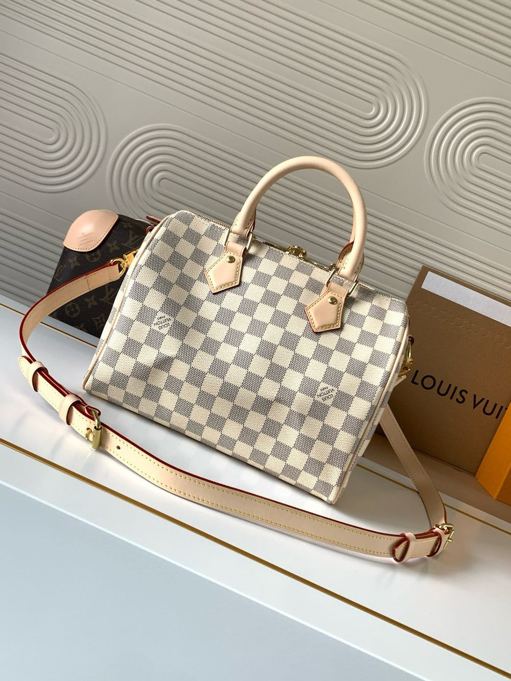 Dragons Bags ln Luxury Bag --81570