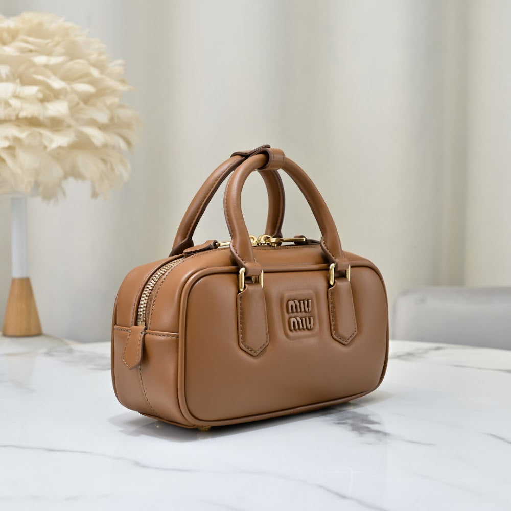 Dragons Bags Miun Miun Luxury Bag --123597