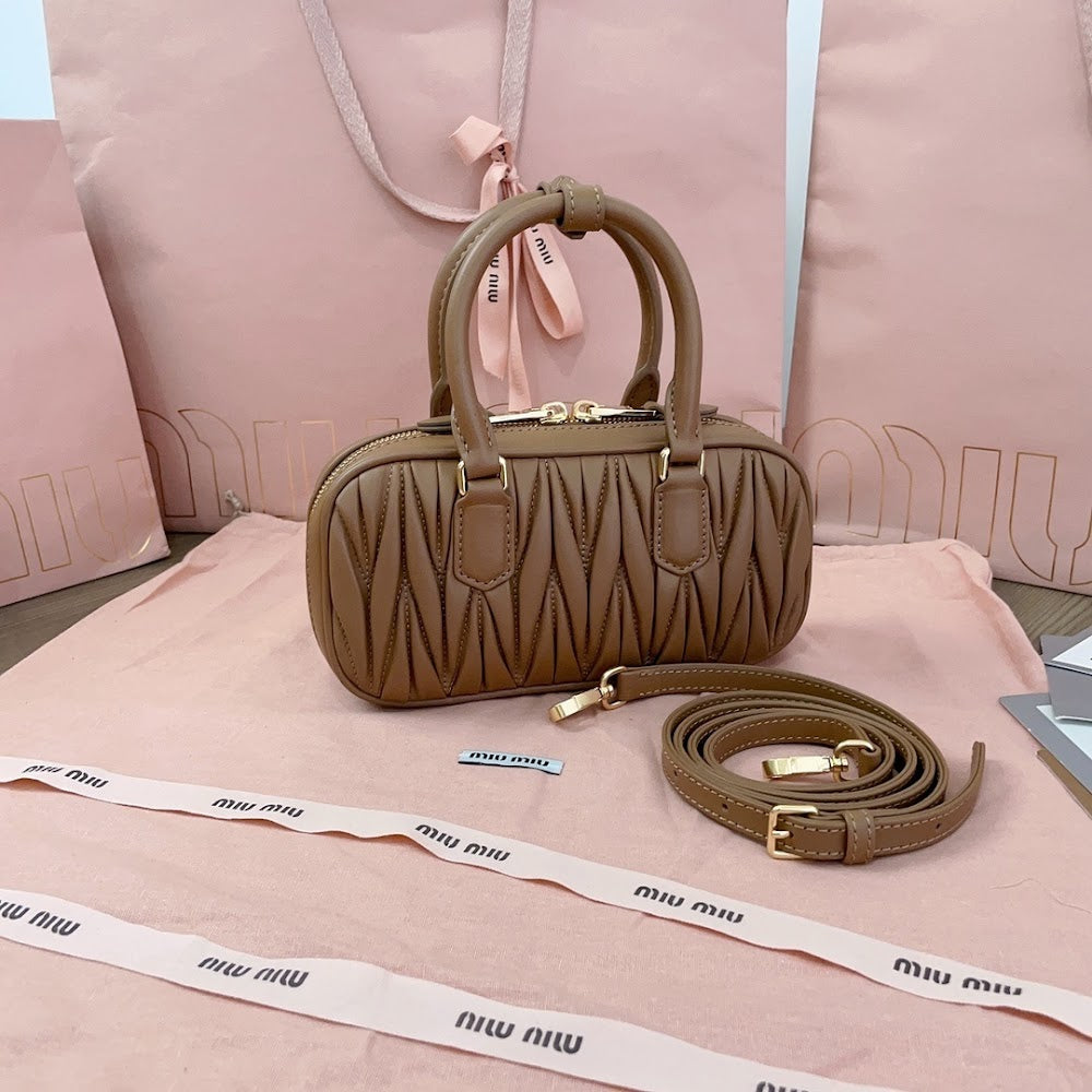 Dragons Bags Miun Miun Luxury Bag --123334