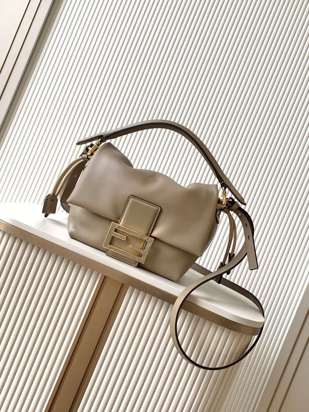 new-luxury-designer-bags-nm15023