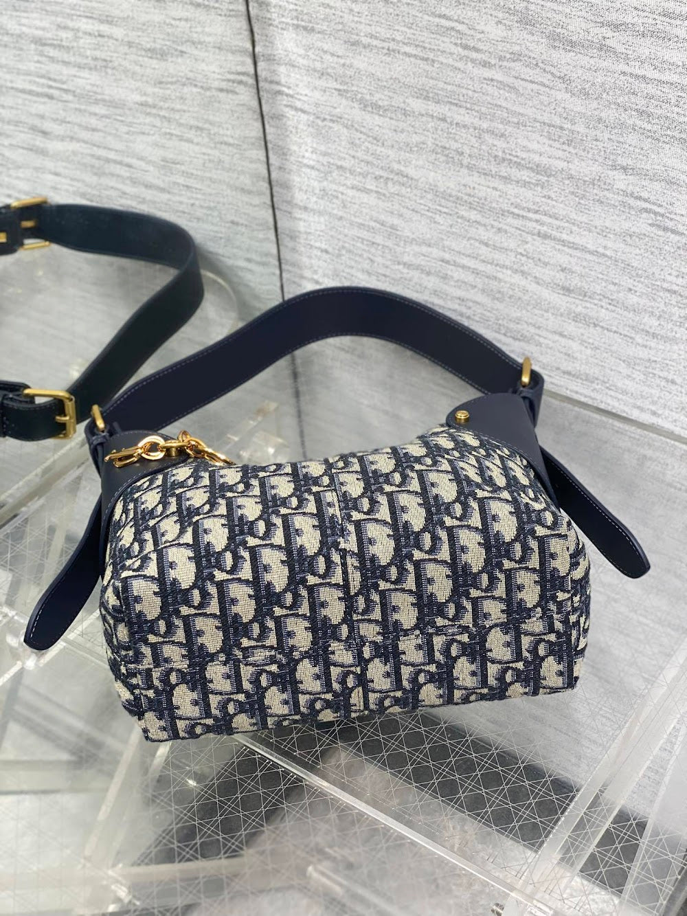 Dragons BagsDiorn Luxury Bag --116070