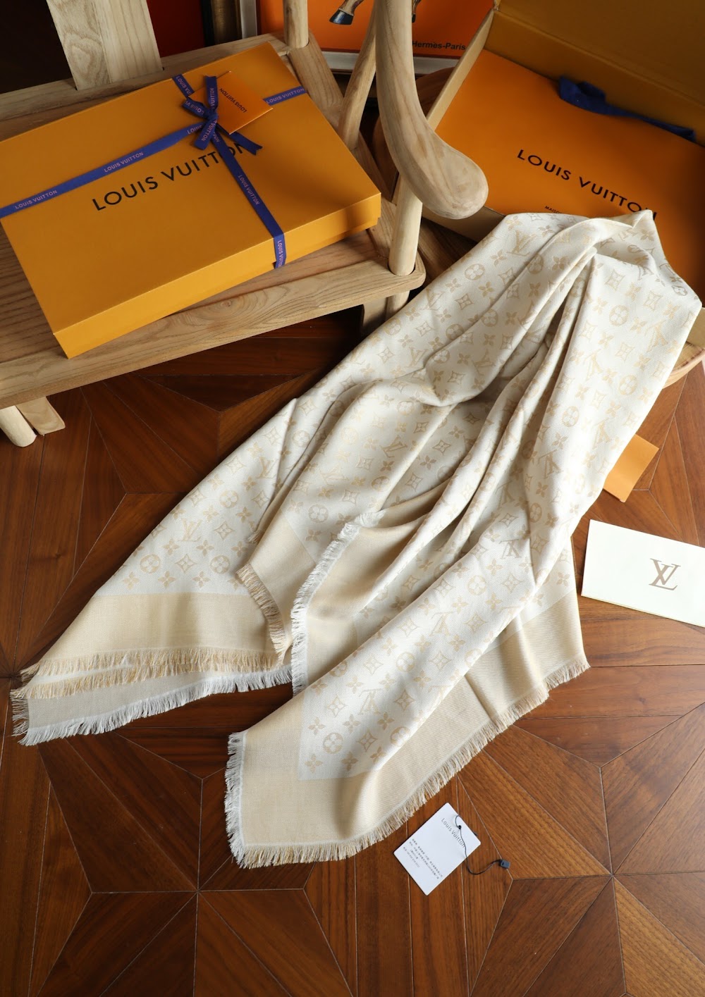 Dragons Bags Premium Designer Scarf --99456